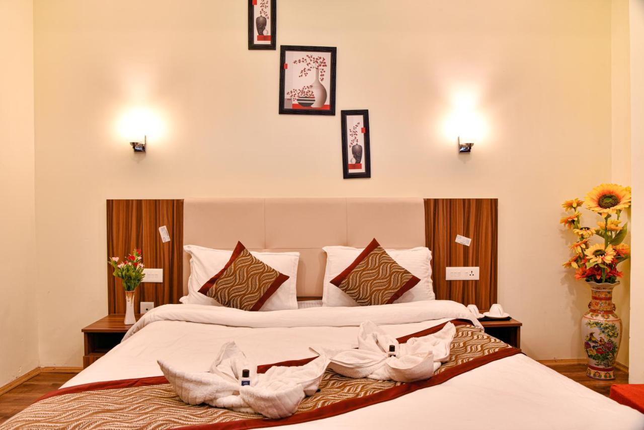 Hotel Rufina Palm Bliss à Pelling Extérieur photo