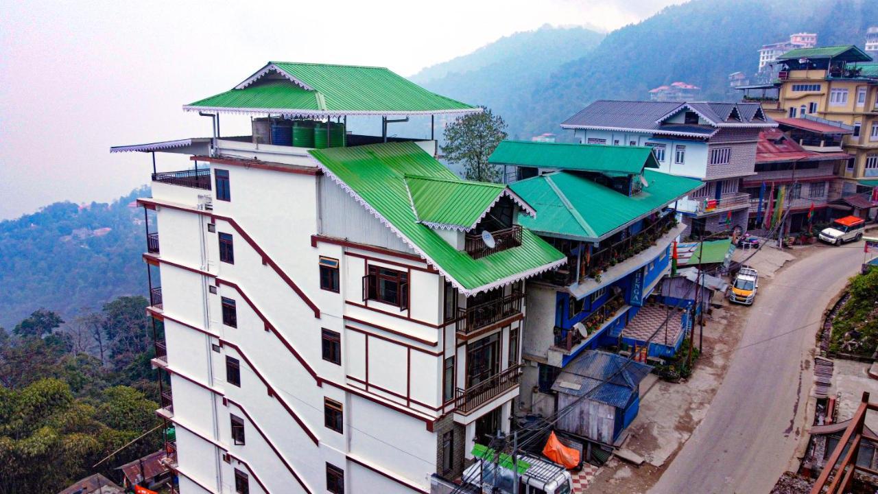Hotel Rufina Palm Bliss à Pelling Extérieur photo